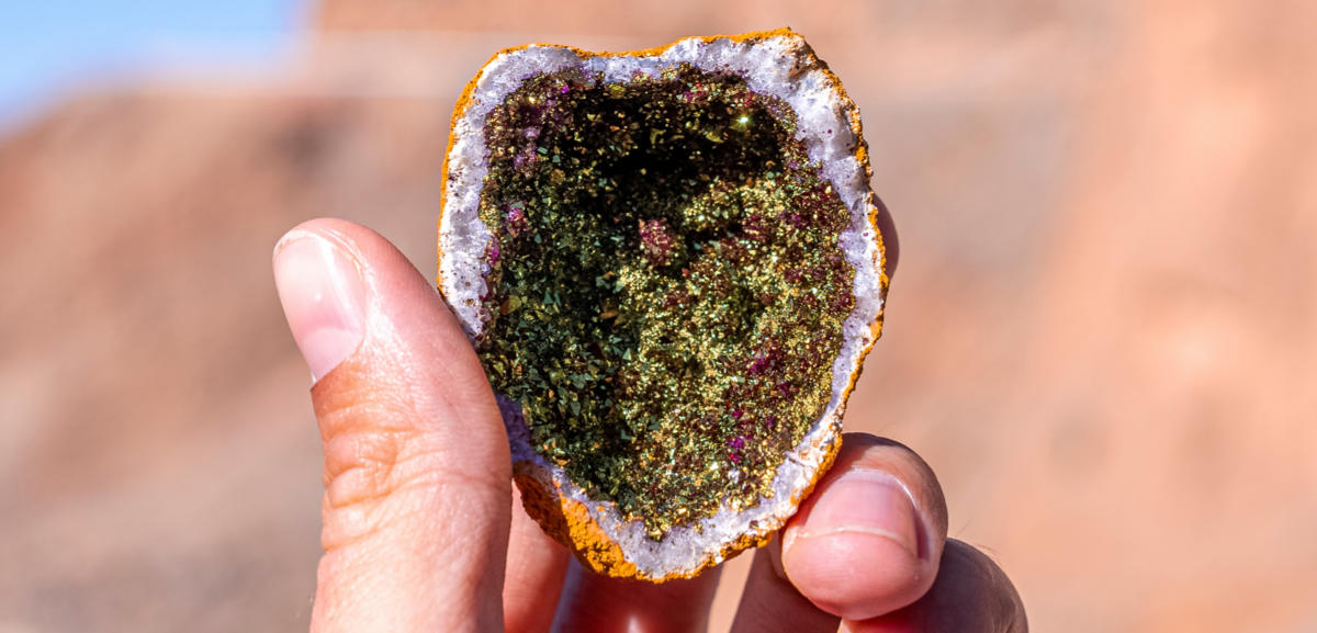 Geode mit natürlich gewachsenem Prasiolith – dem grünen Amethyst